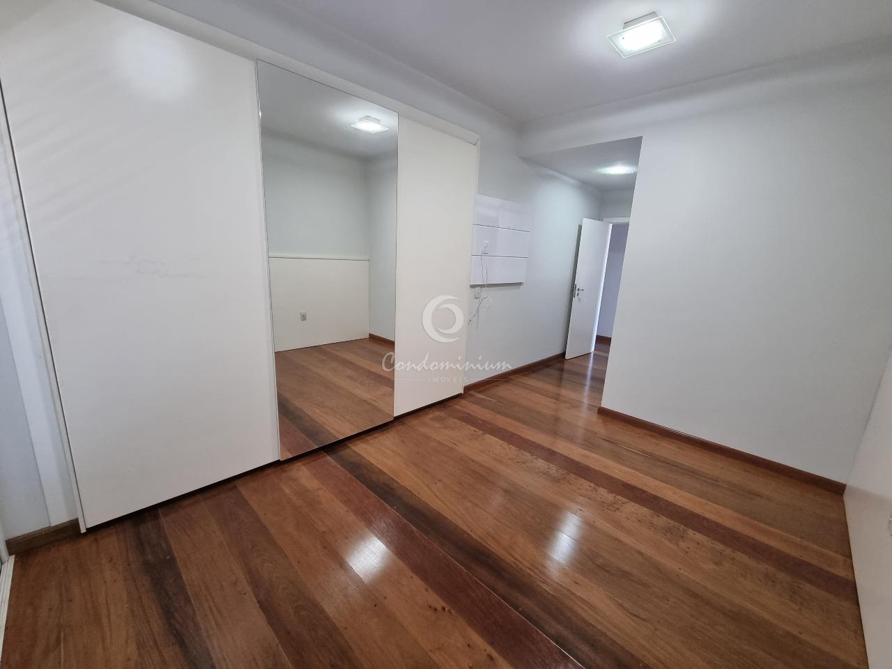 Apartamento com 4 quartos à venda, 270m² — foto 14 de 29