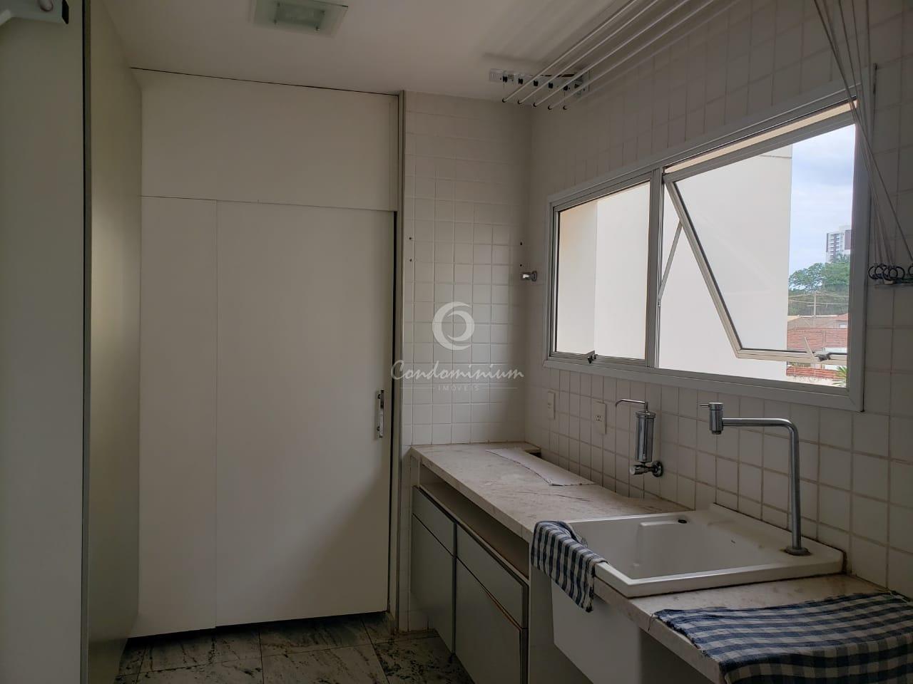 Apartamento com 4 quartos à venda, 270m² — foto 13 de 29