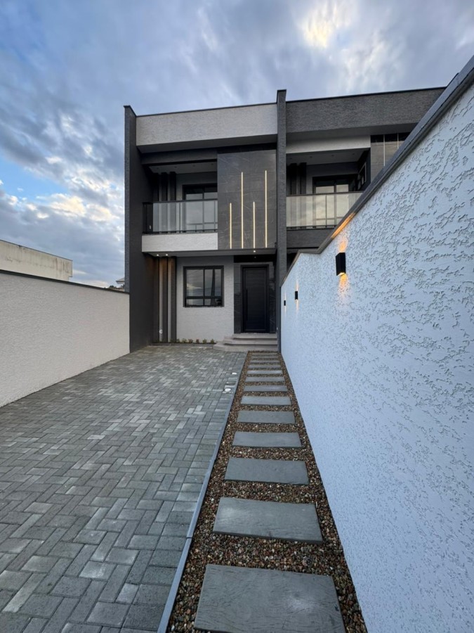 Casa à venda no Amizade: 