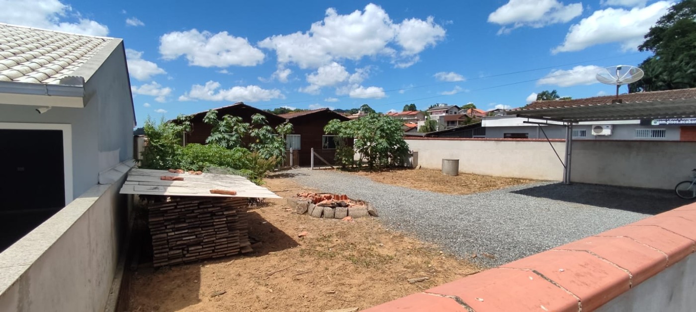 Terreno à venda no Ilha da Figueira: 