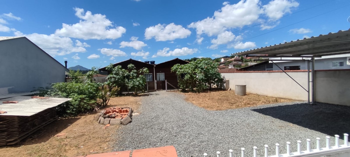 Terreno à venda no Ilha da Figueira: 