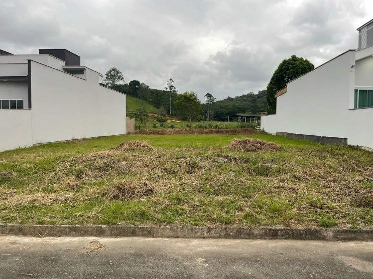 Terreno à venda no Três Rios do Norte: 