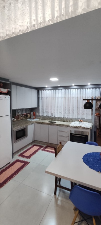 Casa à venda no Ilha da Figueira: 