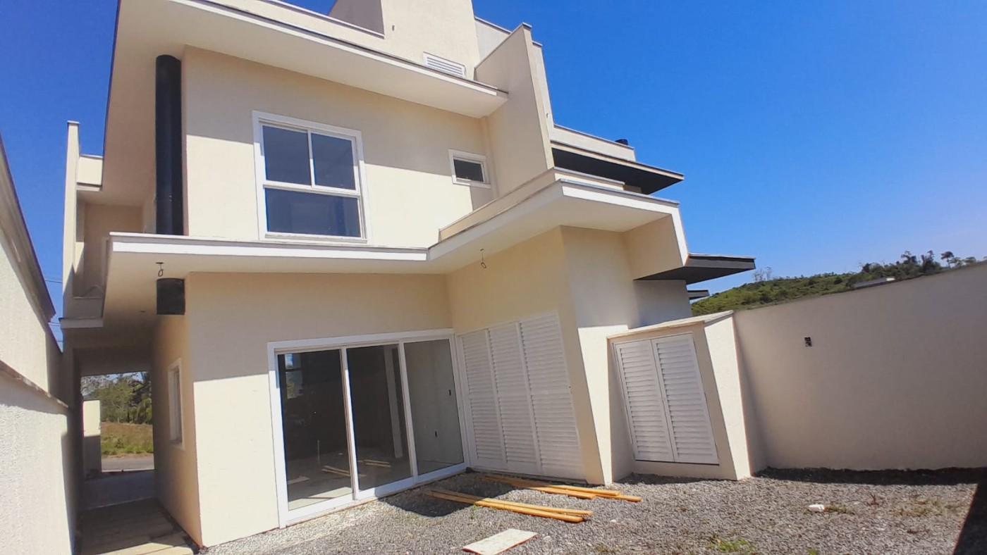 Casa à venda no Três Rios do Norte: 