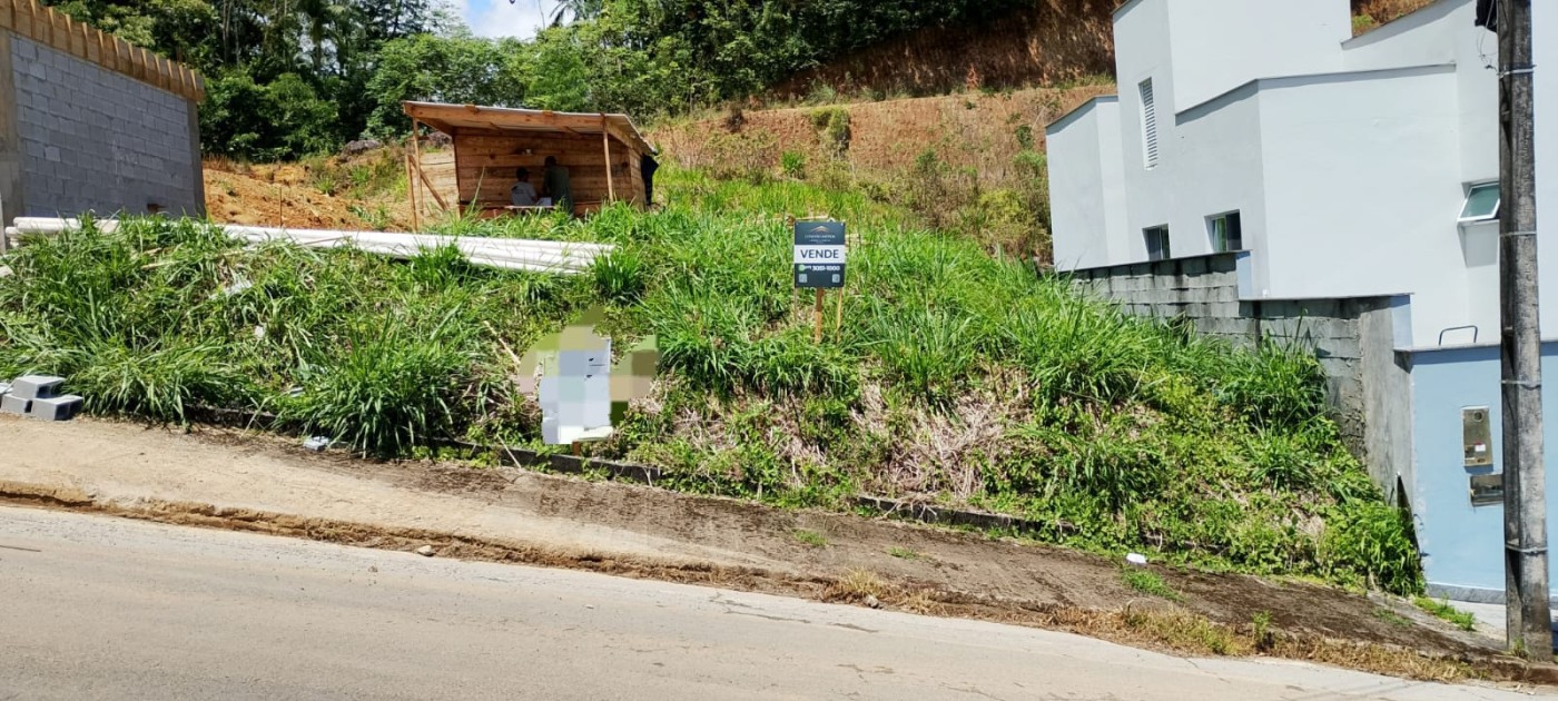 Terreno à venda no Amizade: 