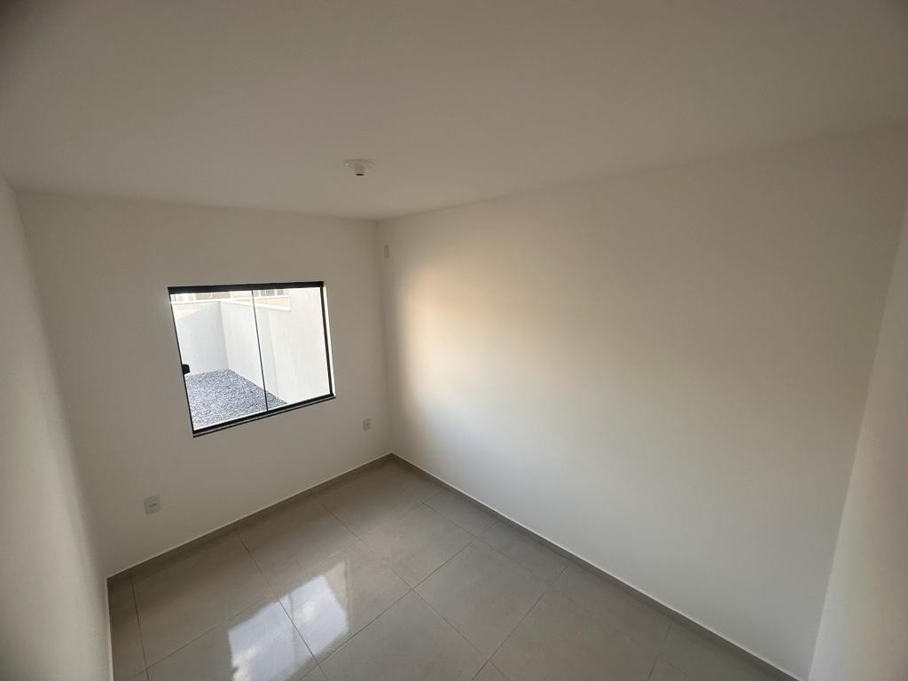 Casa à venda no Corticeira: 