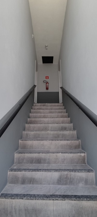 Apartamento à venda no Corticeira: 