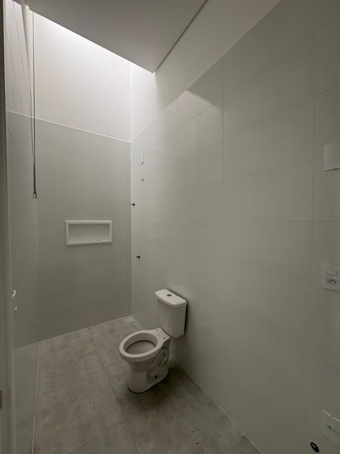 Casa à venda no Três Rios do Norte: 