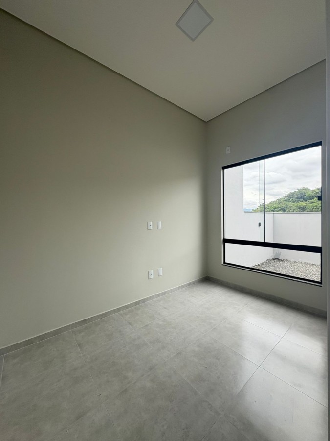 Casa à venda no Três Rios do Norte: 