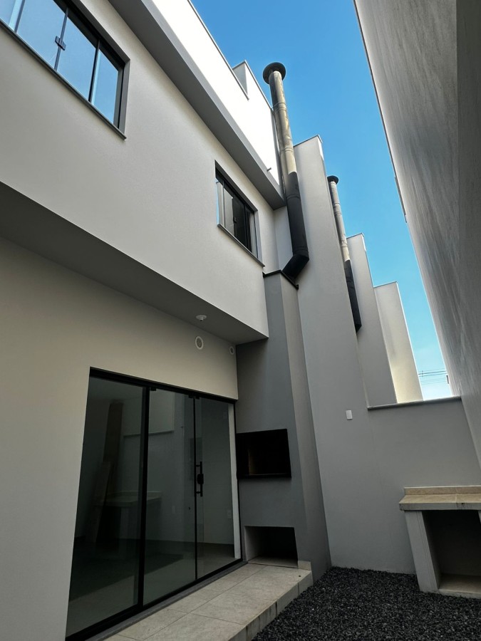 Casa à venda no Três Rios do Norte: 