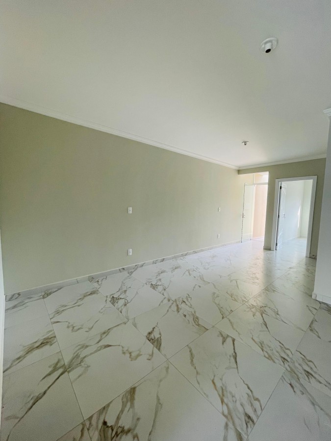 Casa à venda no Jaraguá 99: 