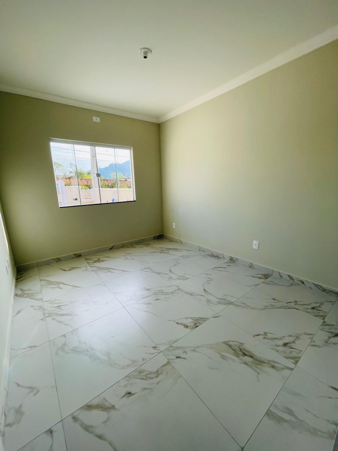 Casa à venda no Jaraguá 99: 