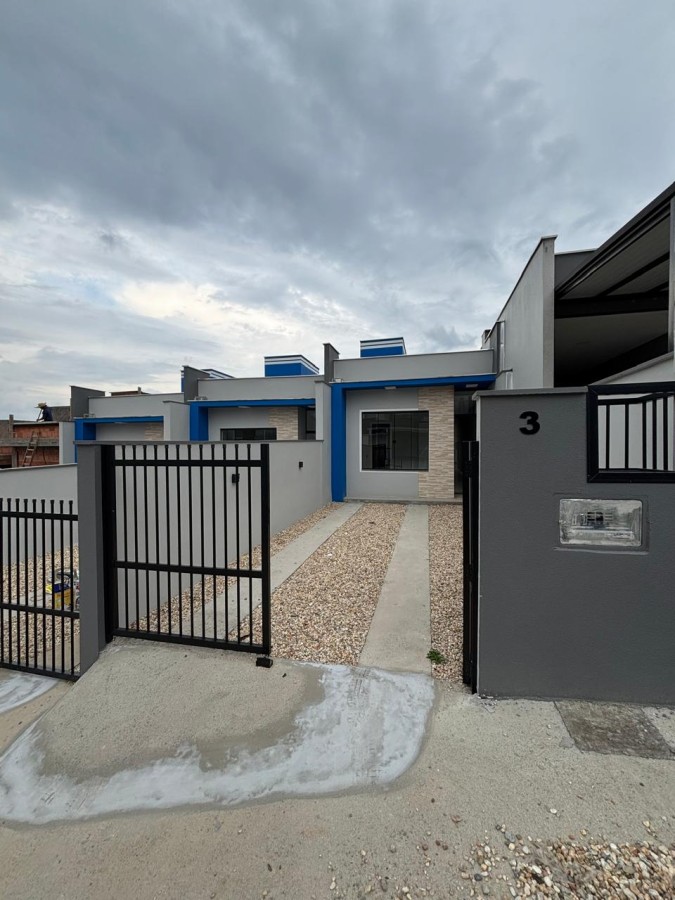 Casa à venda no Jaraguá 99: 