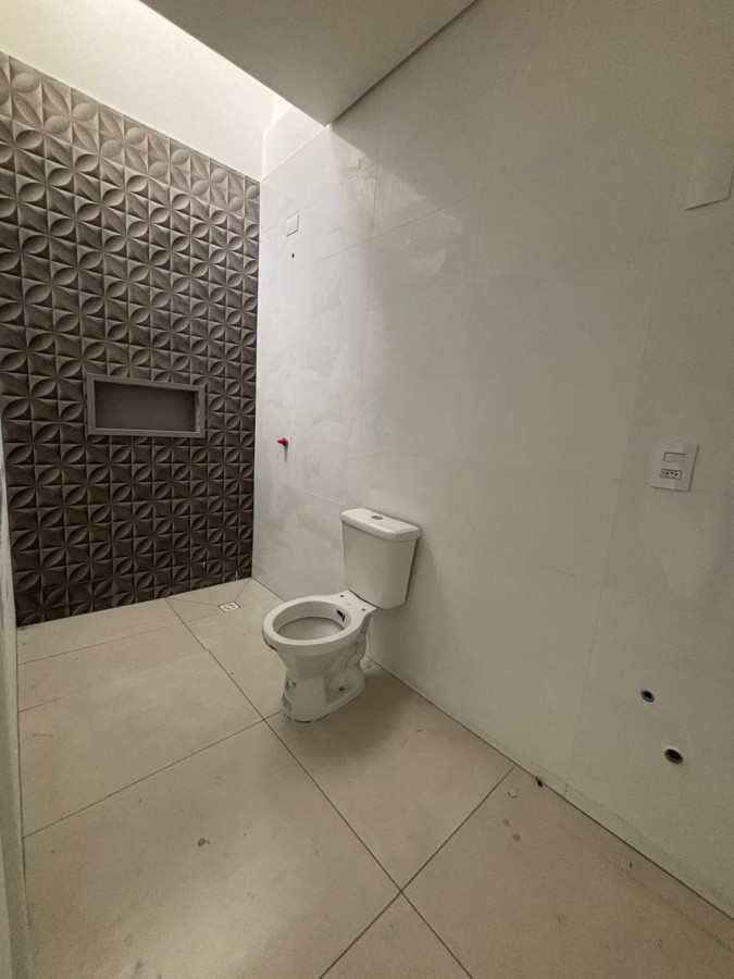 Casa à venda no Jaraguá 99: 