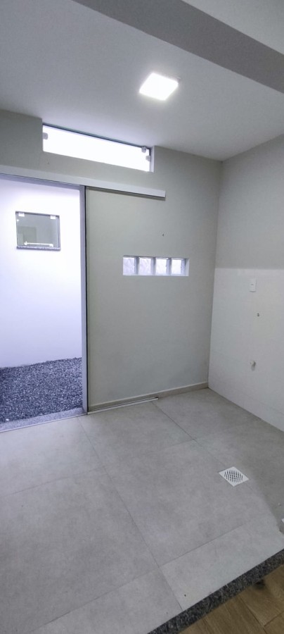 Casa à venda no Jaraguá 84: 