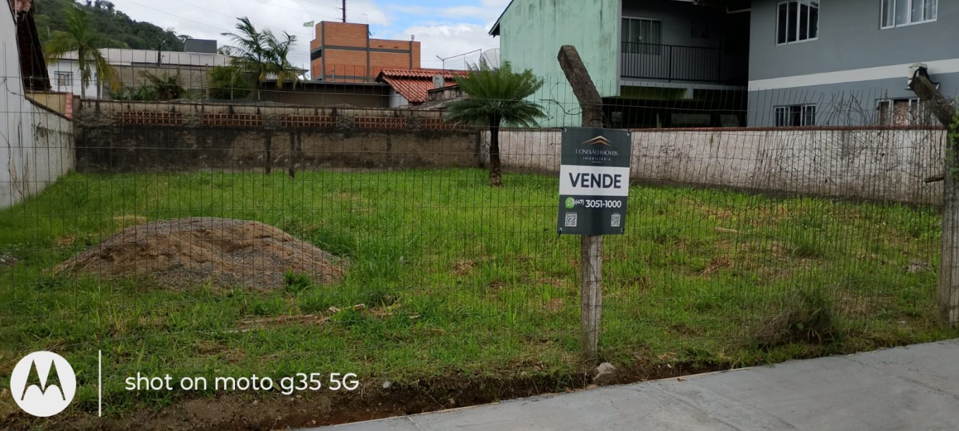 Terreno à venda no Água Verde: 