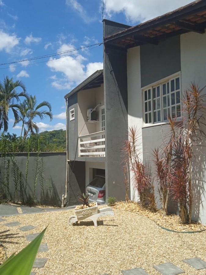 Casa à venda no Amizade: 