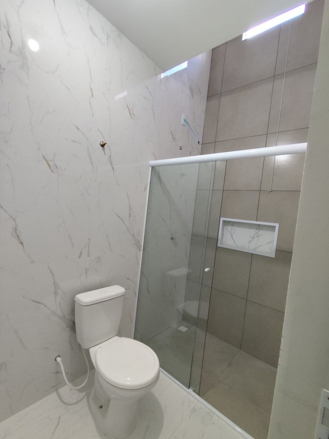 Casa à venda no Jaraguá 84: 