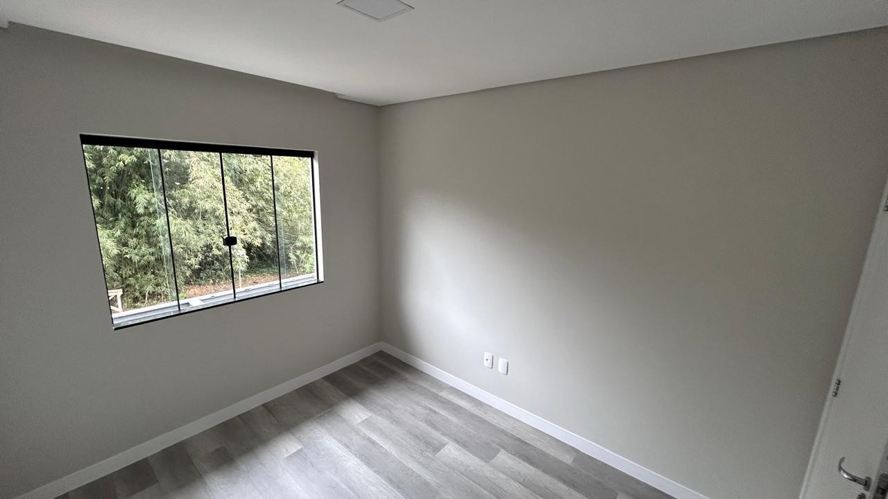 Casa à venda no Três Rios do Norte: 