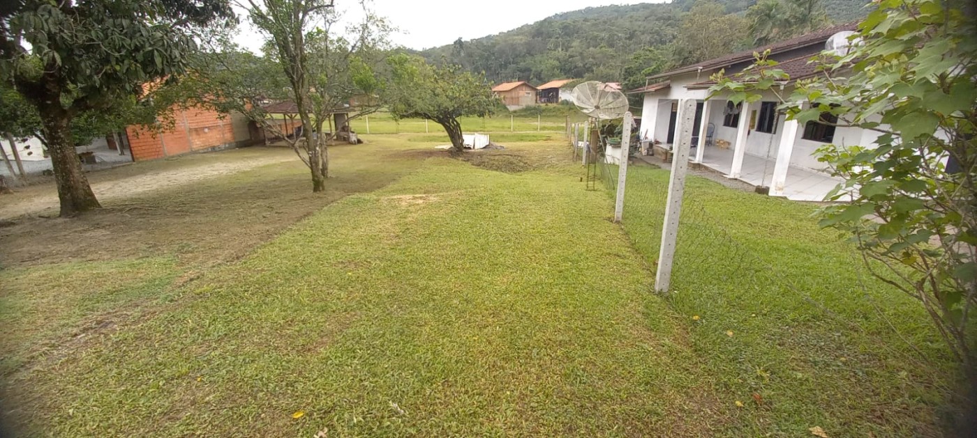 Terreno à venda no Jacu-Açu: 