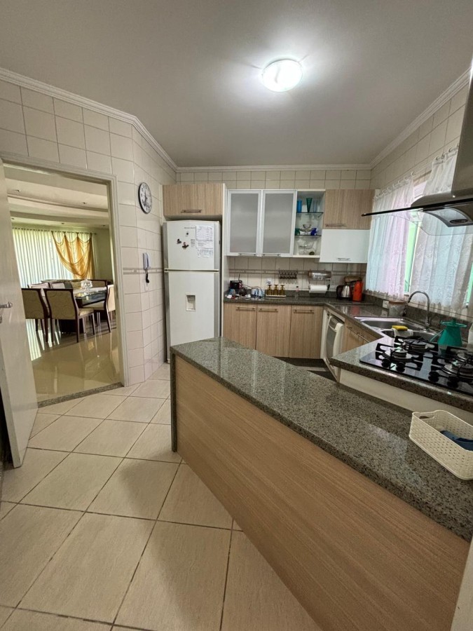 Casa à venda no Amizade: 