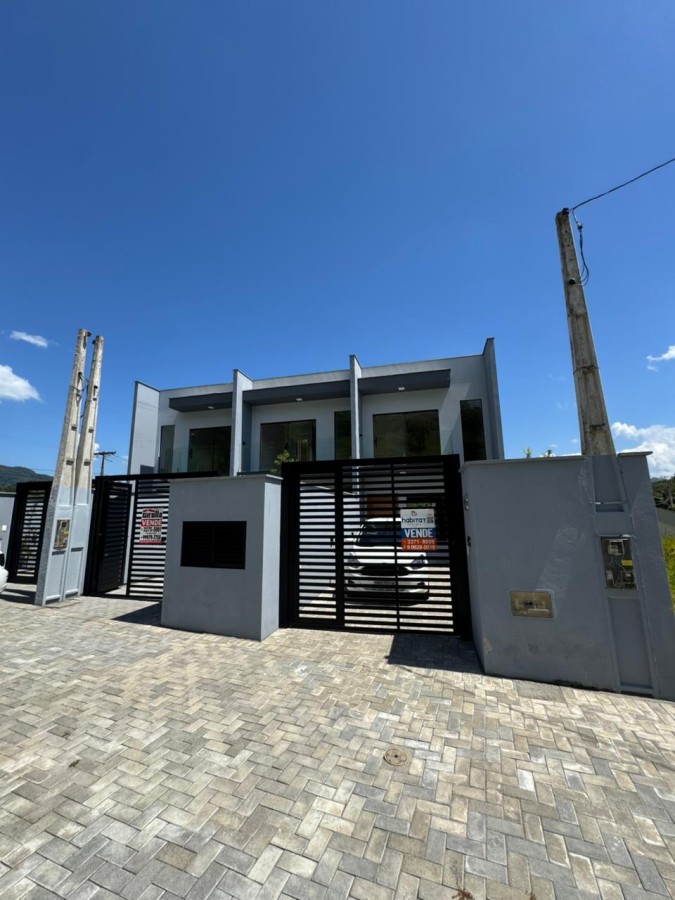 Casa à venda no Três Rios do Norte: 