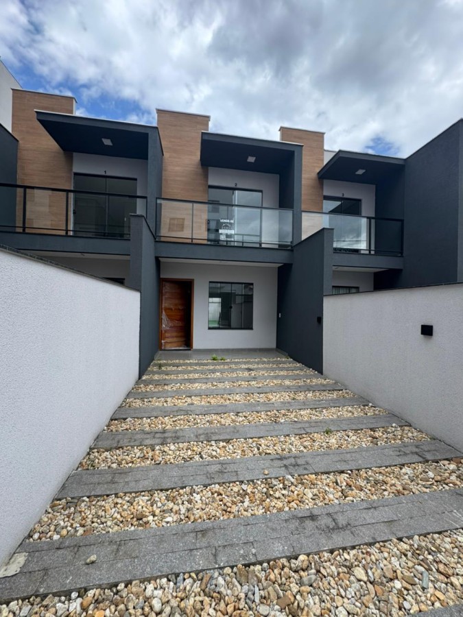 Casa à venda no Jaraguá Esquerdo: 