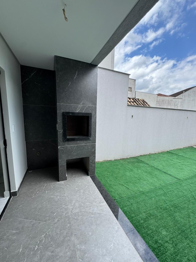 Casa à venda no Jaraguá Esquerdo: 