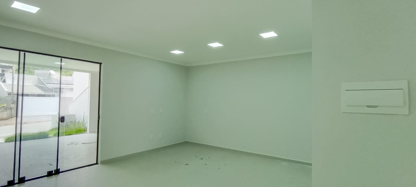 Casa à venda no Três Rios do Norte: 