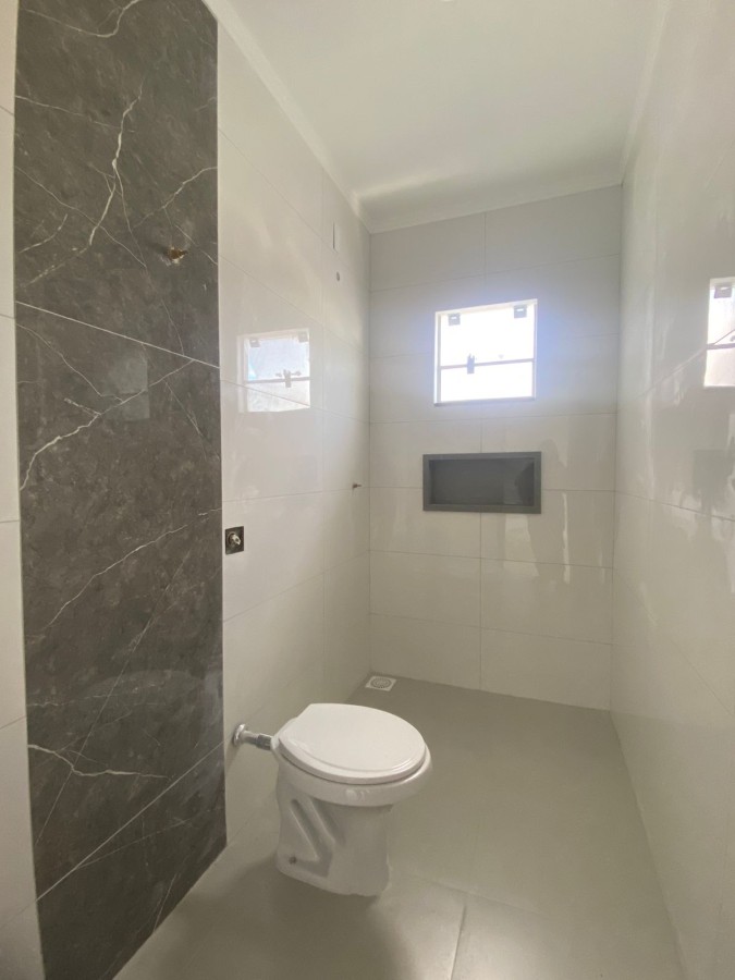 Casa à venda no Jaraguá 99: 