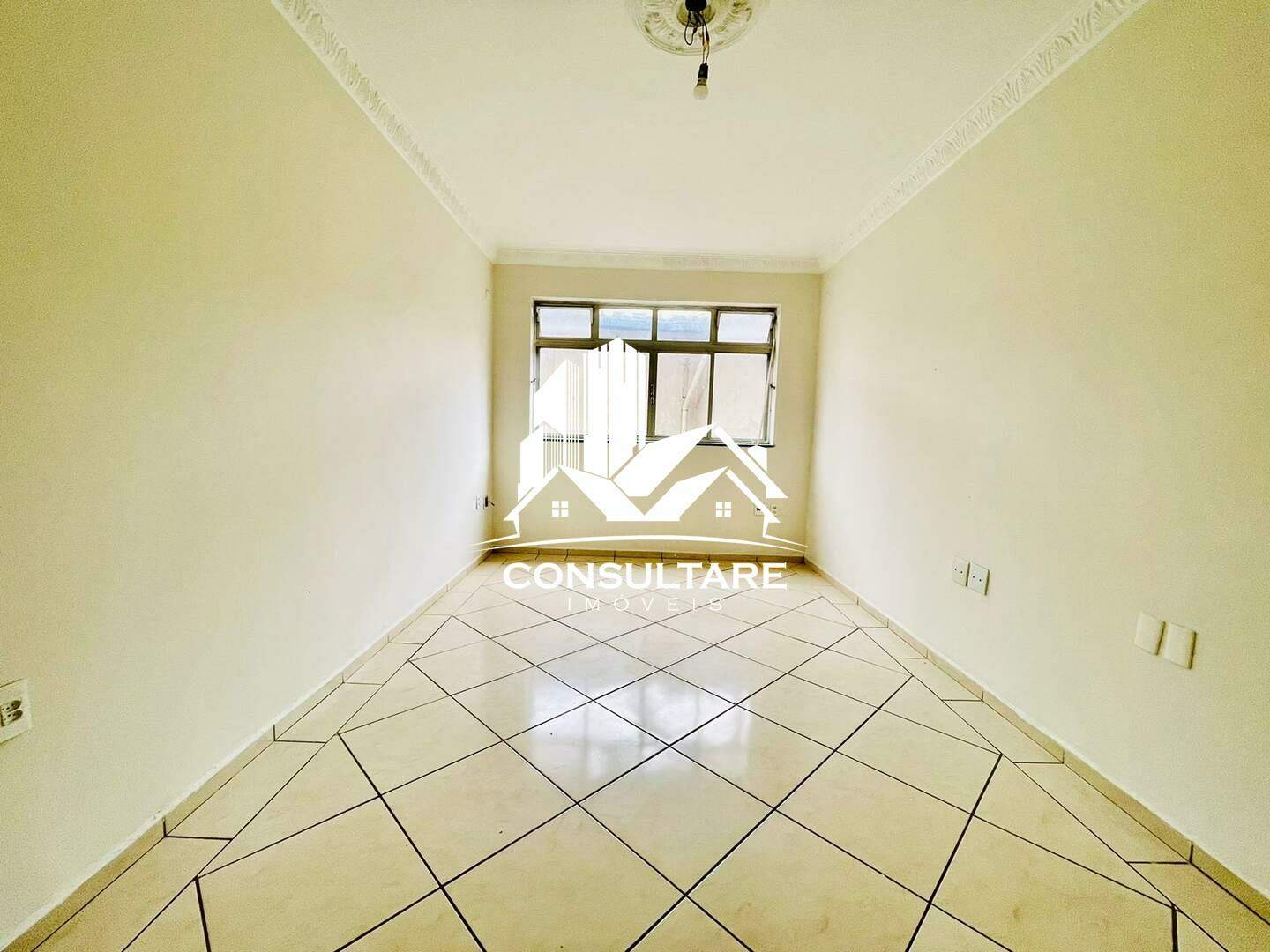 Apartamento para aluguel no bairro Embaré por 3.100,00: 