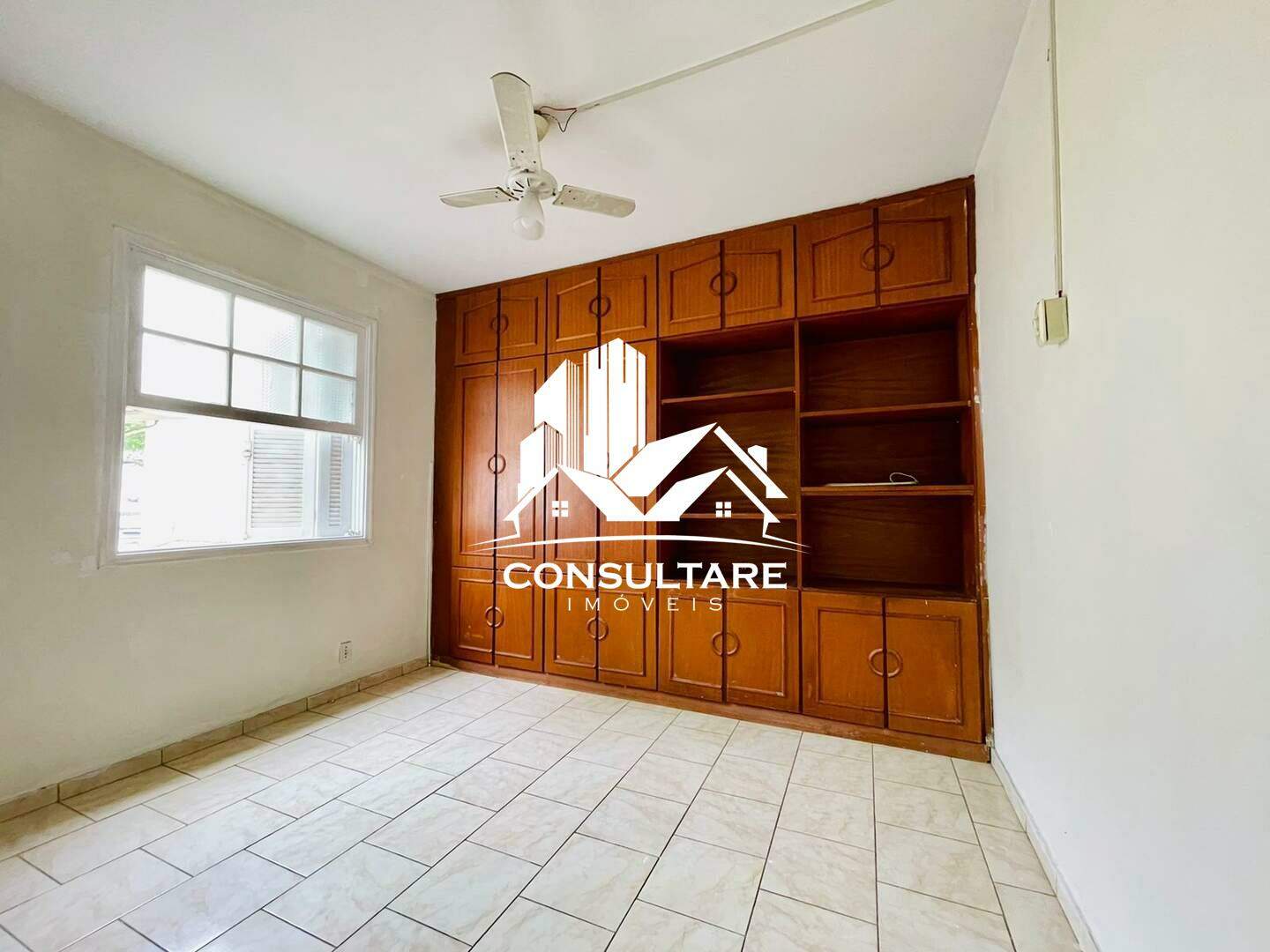 Apartamento para aluguel no bairro Embaré por 3.100,00: 