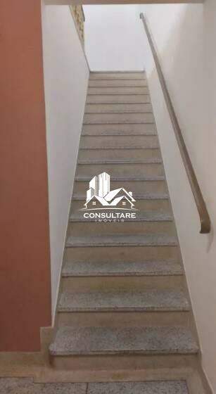 Casa para aluguel no bairro Ponta da Praia por 6.200,00: 