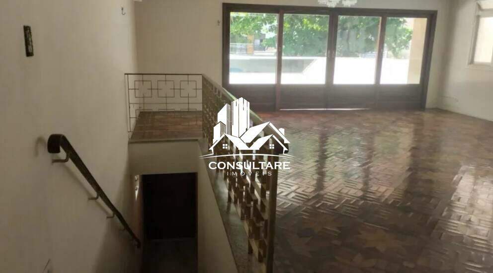 Casa para aluguel no bairro Ponta da Praia por 6.200,00: 