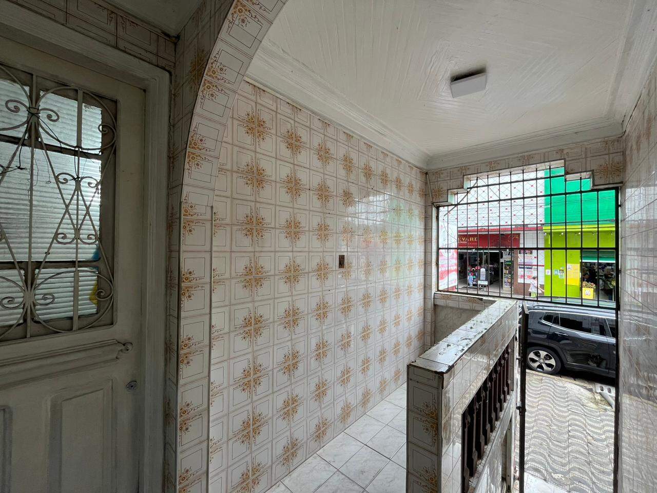Casa para aluguel no bairro Vila Belmiro por 6.000,00: 