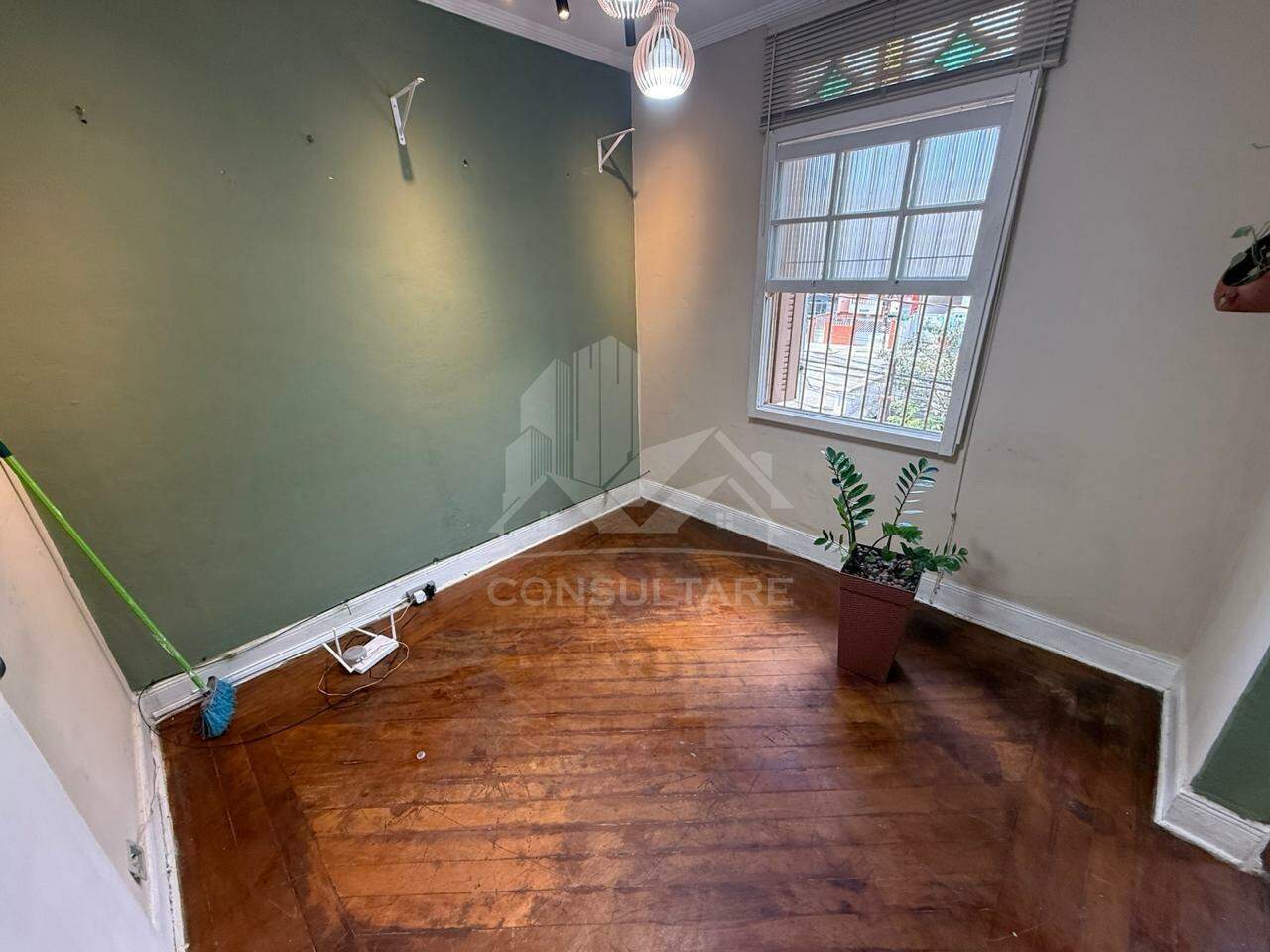 Sala comercial para aluguel no bairro Campo Grande por 1.450,00: 