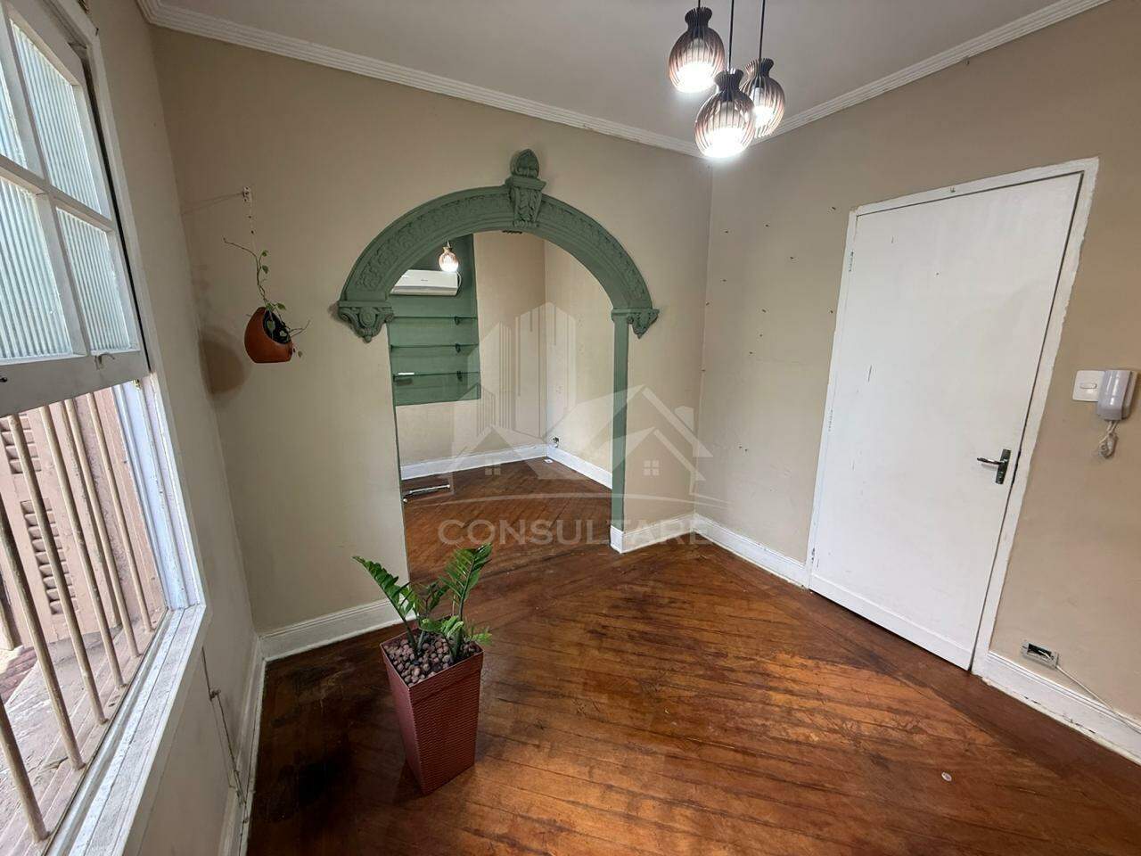 Sala comercial para aluguel no bairro Campo Grande por 1.450,00: 