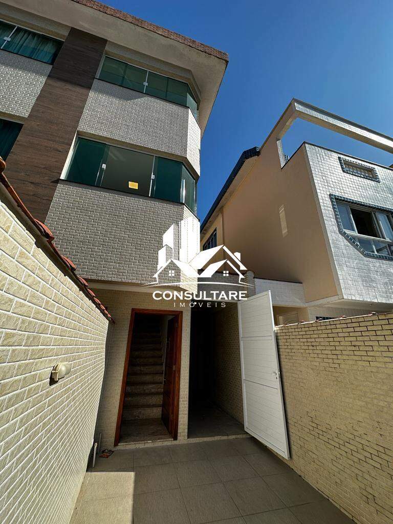 Casa para aluguel no bairro Marapé por 5.300,00: 