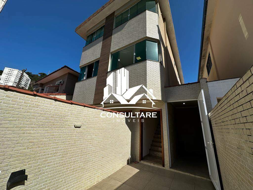 Casa para aluguel no bairro Marapé por 5.300,00: 