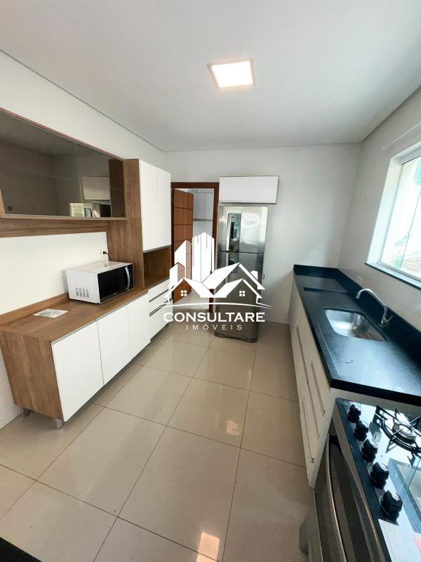 Casa para aluguel no bairro Marapé por 5.500,00: 