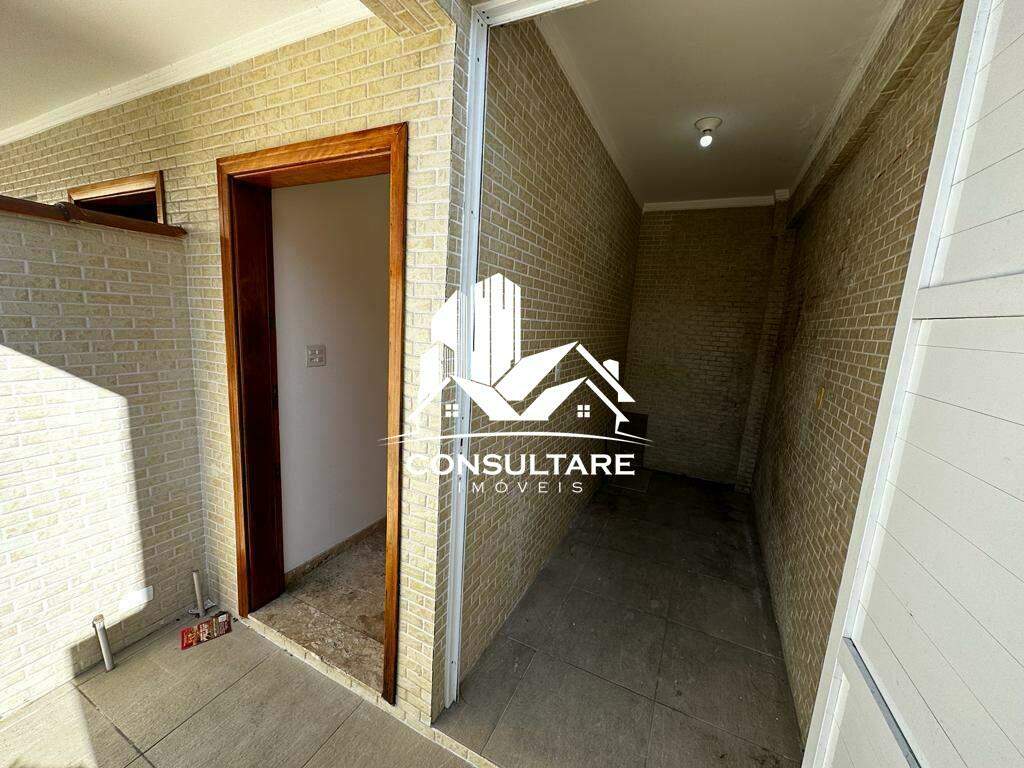 Casa para aluguel no bairro Marapé por 5.300,00: 