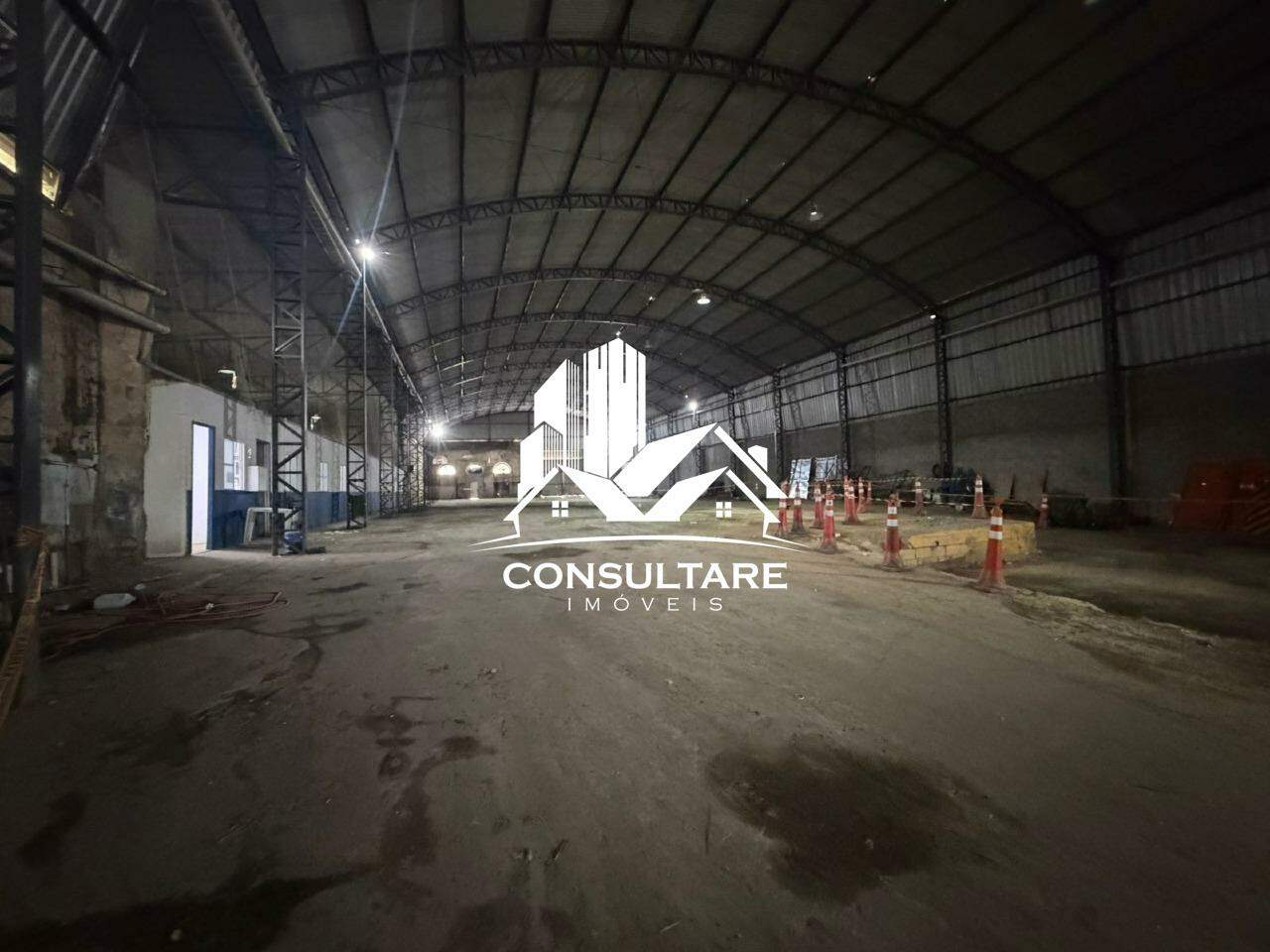 Galpão para aluguel no bairro Centro por 70.000,00: 