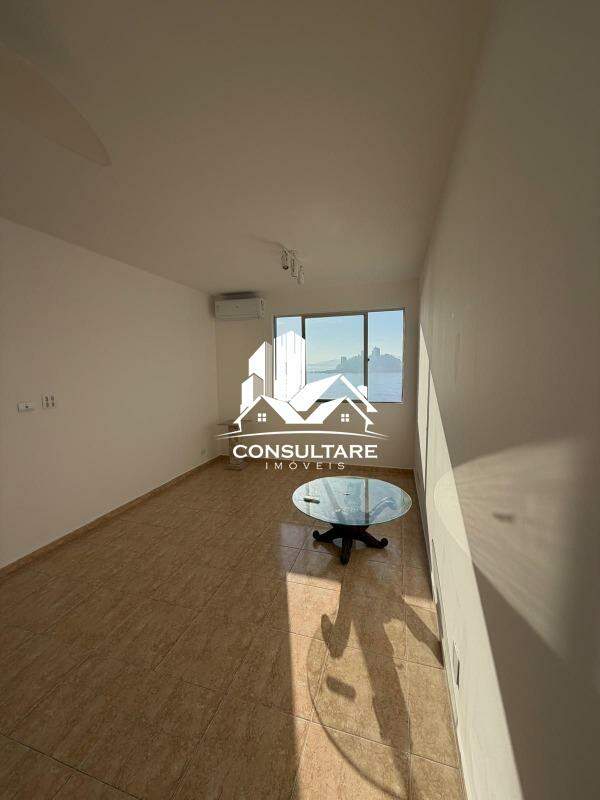 Apartamento à venda no bairro Centro por 330.000,00: 