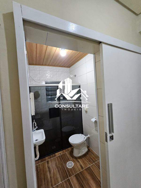 Kitnet à venda no bairro Centro por 170.000,00: 