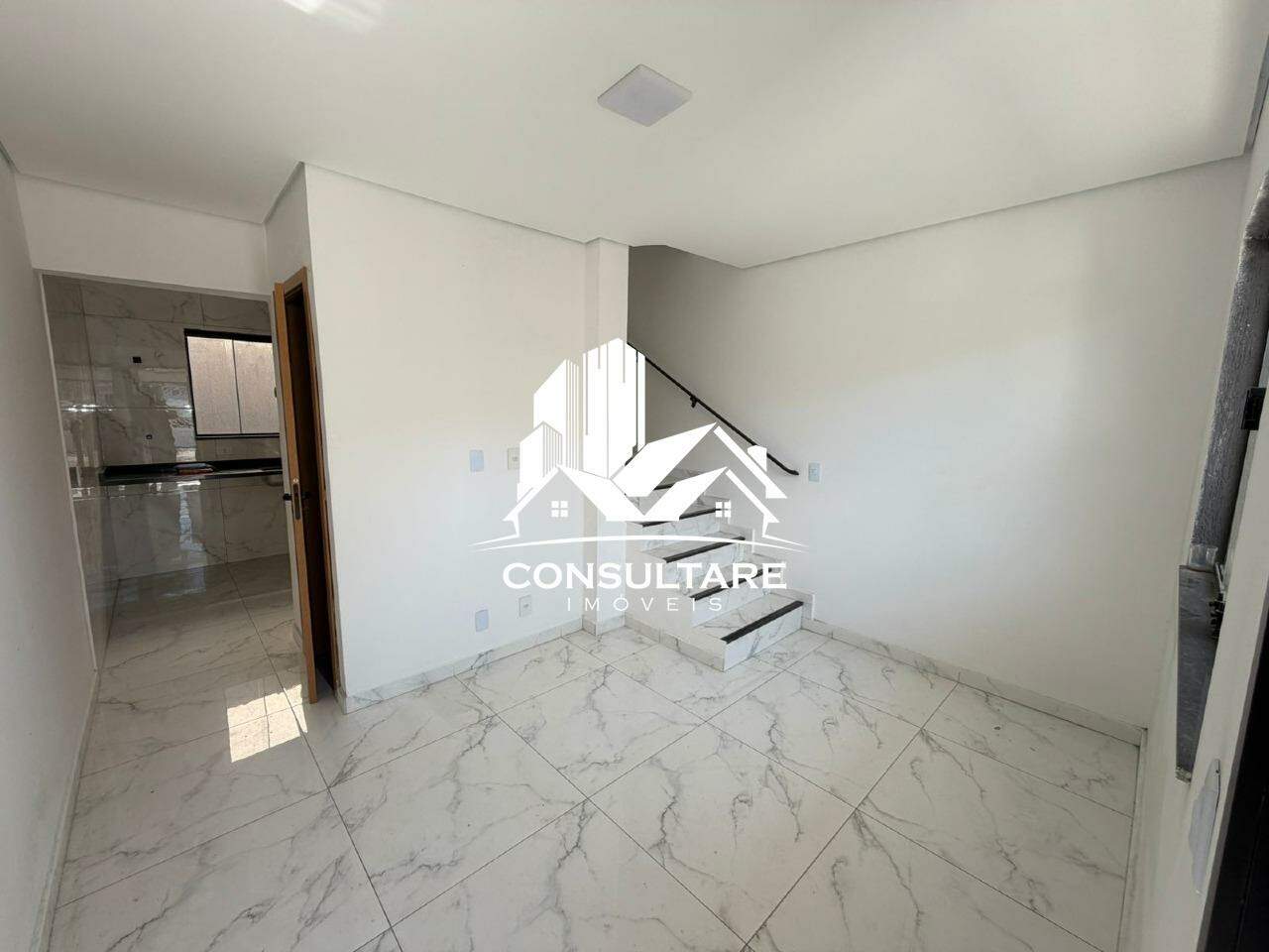 Casa à venda no bairro Parque São Vicente por 370.000,00: 