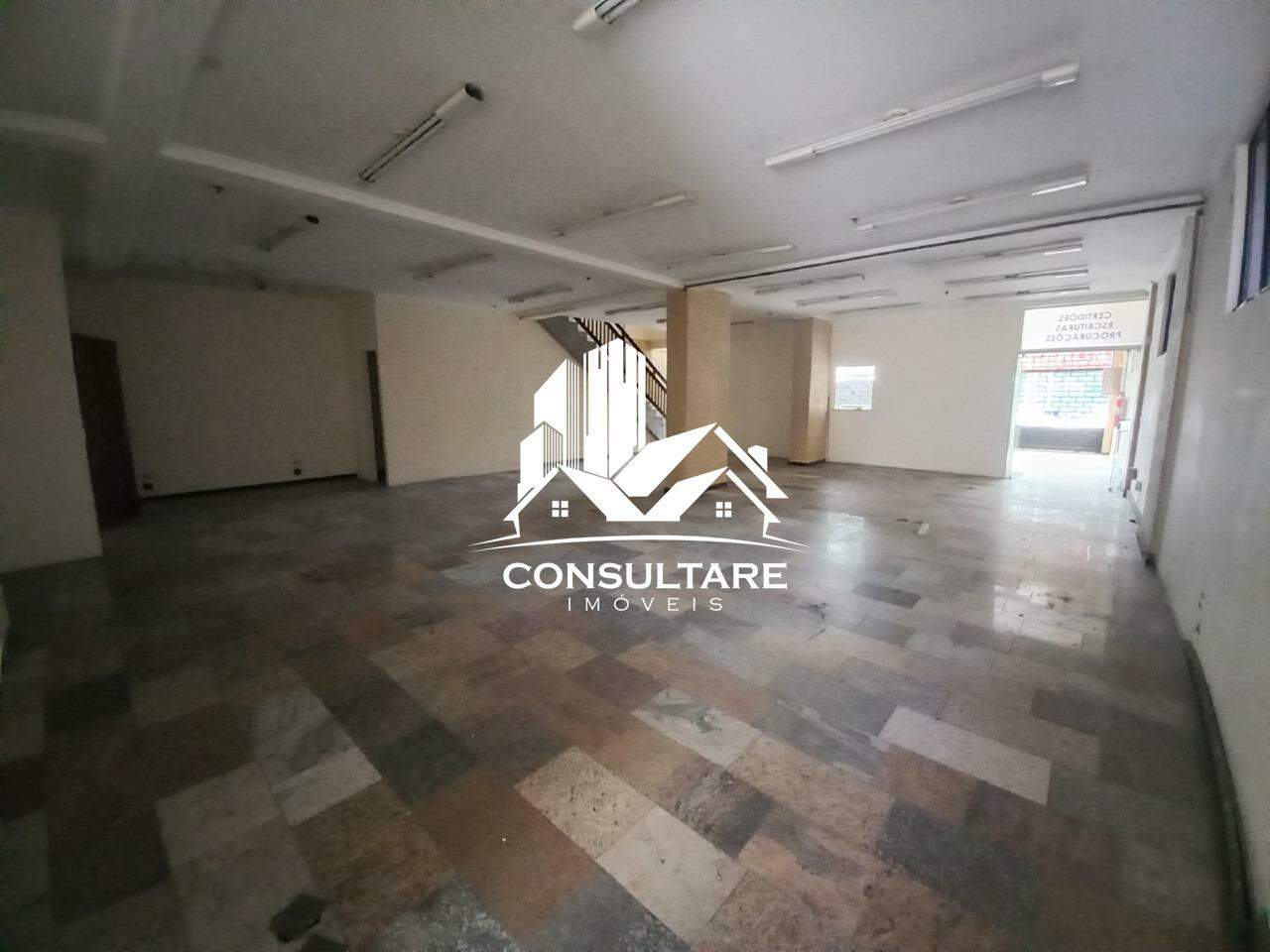 Loja para aluguel no bairro Embaré por 20.000,00: 