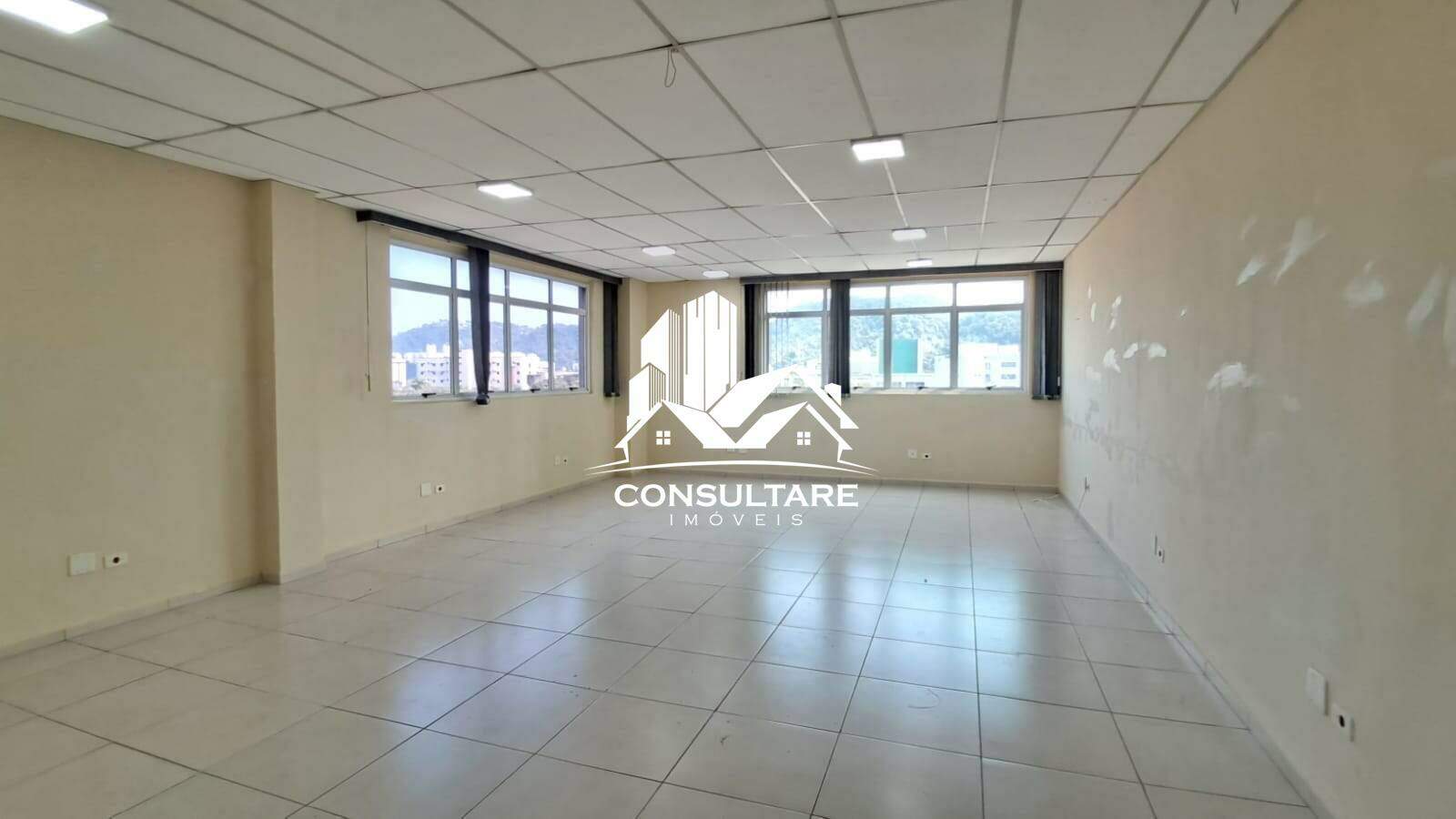 Sala comercial para aluguel no bairro Vila Mathias por 2.100,00: 