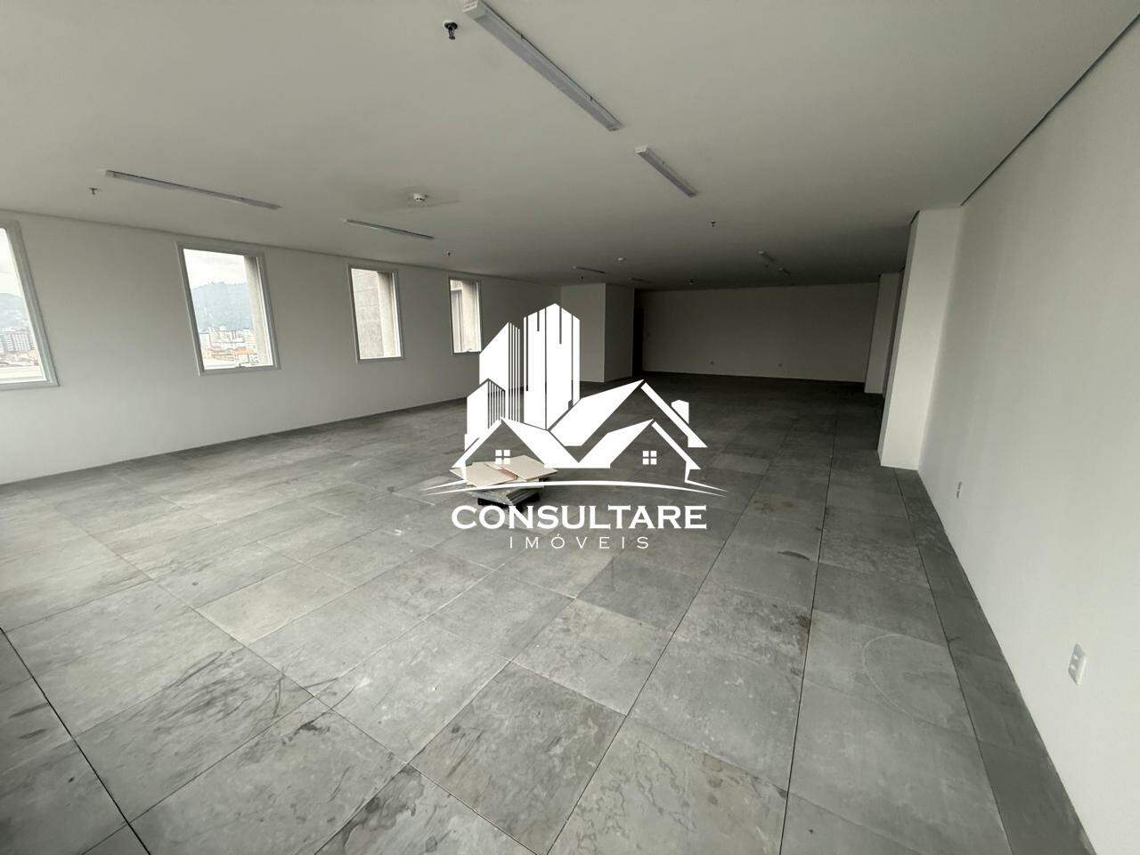 Sala comercial para aluguel no bairro Gonzaga por 9.700,00: 