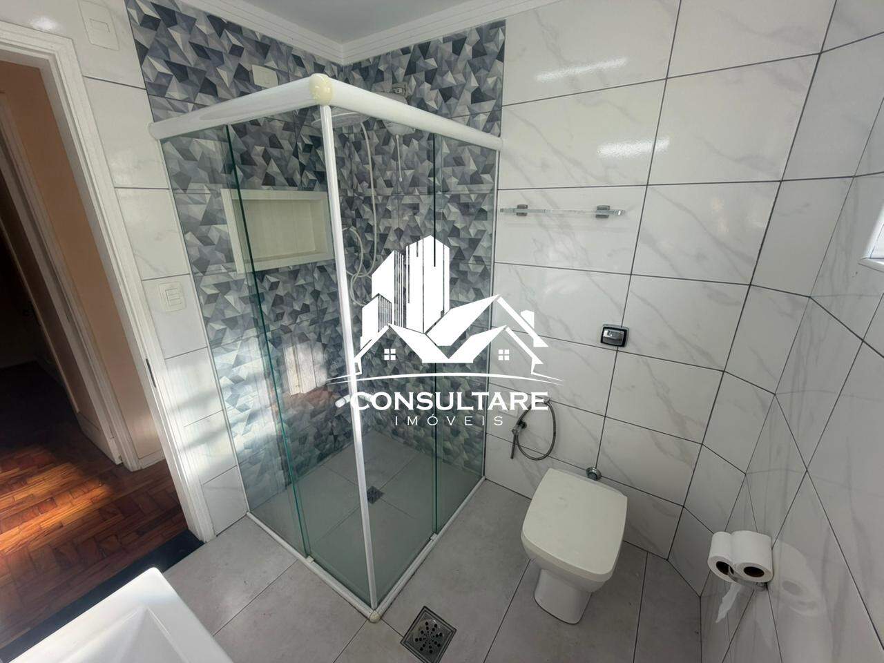 Apartamento para aluguel no bairro Encruzilhada por 2.800,00: 