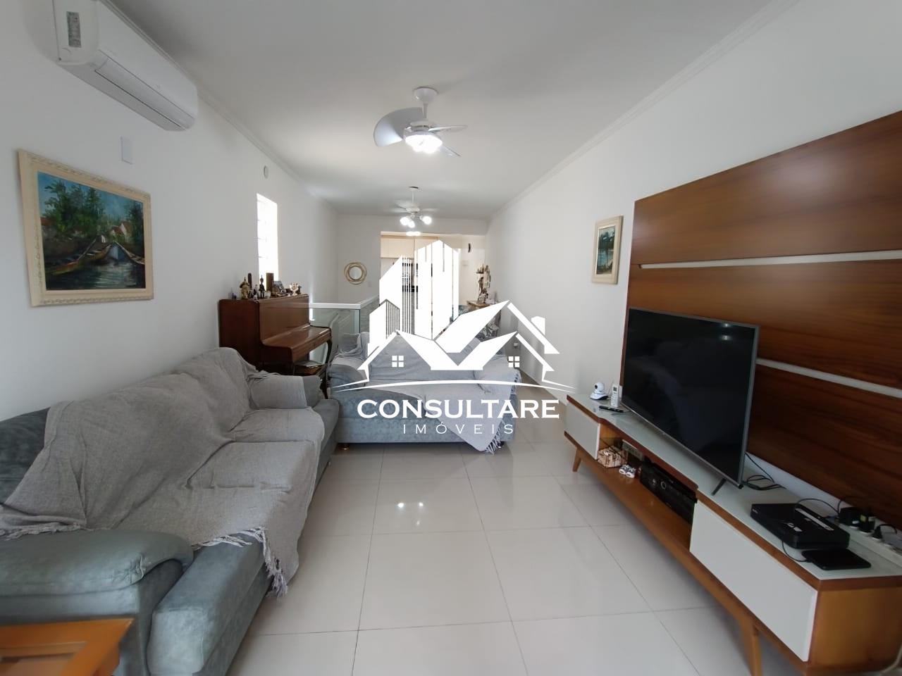 Casa à venda no bairro Ponta da Praia por 790.000,00: 